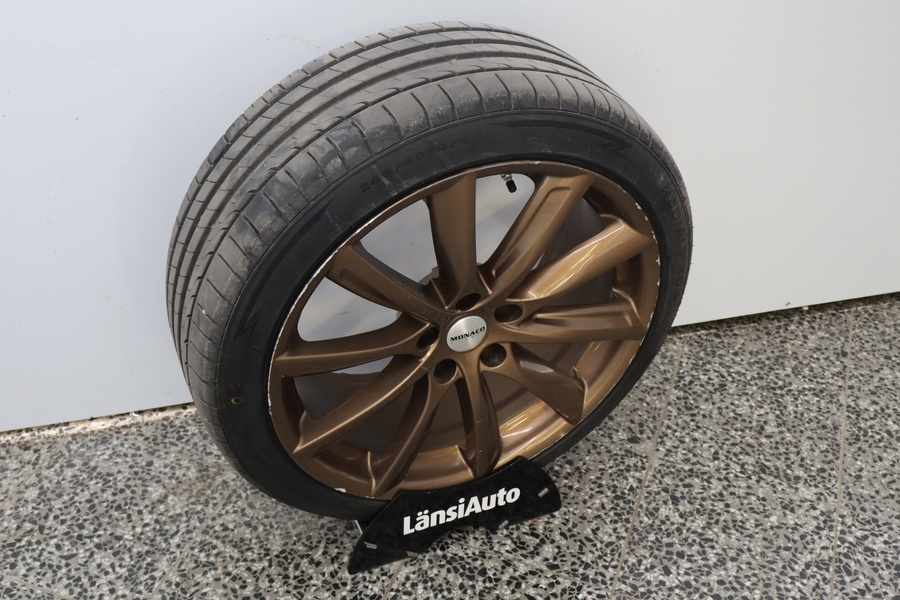 Tesla Model S vaihtoauto