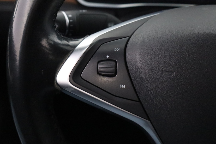 Tesla Model S vaihtoauto