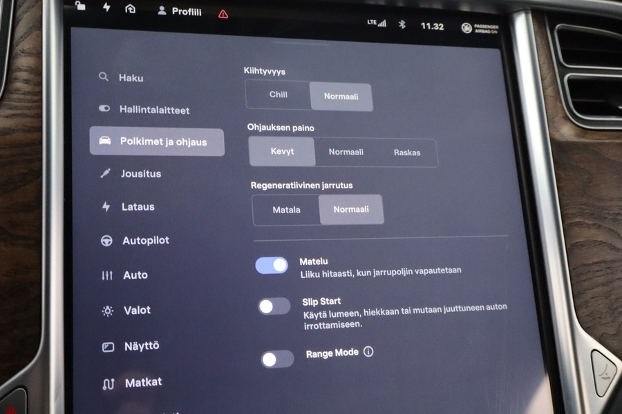 Tesla Model S vaihtoauto