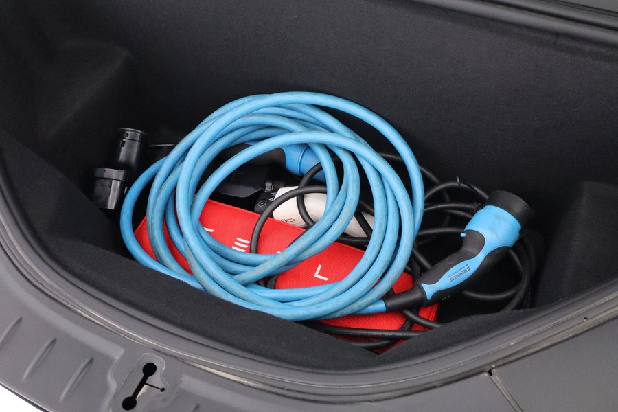 Tesla Model S vaihtoauto