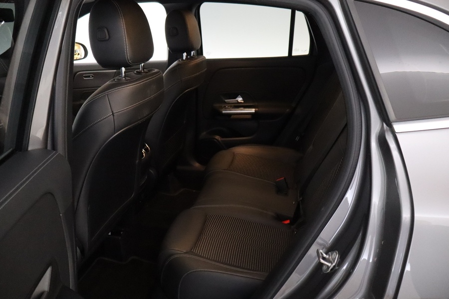 Mercedes-Benz GLA vaihtoauto