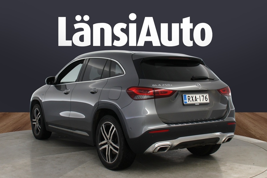 Mercedes-Benz GLA vaihtoauto