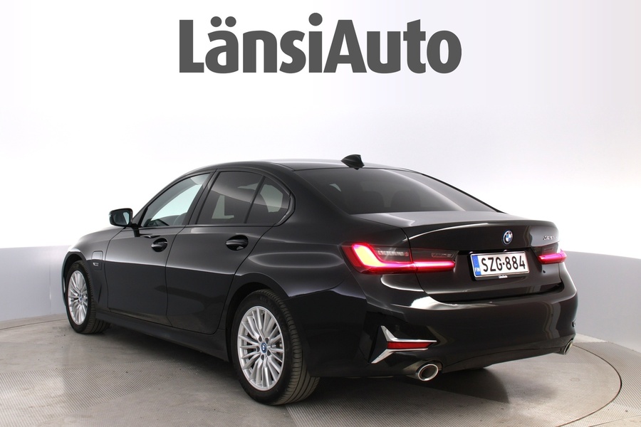 BMW 320 vaihtoauto