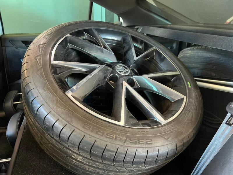 Skoda Superb vaihtoauto