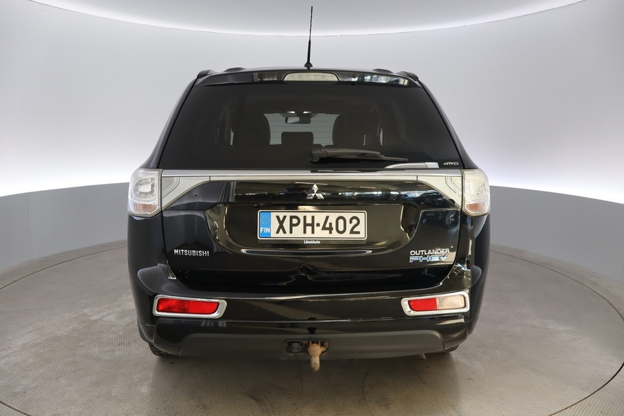 Mitsubishi Outlander PHEV vaihtoauto
