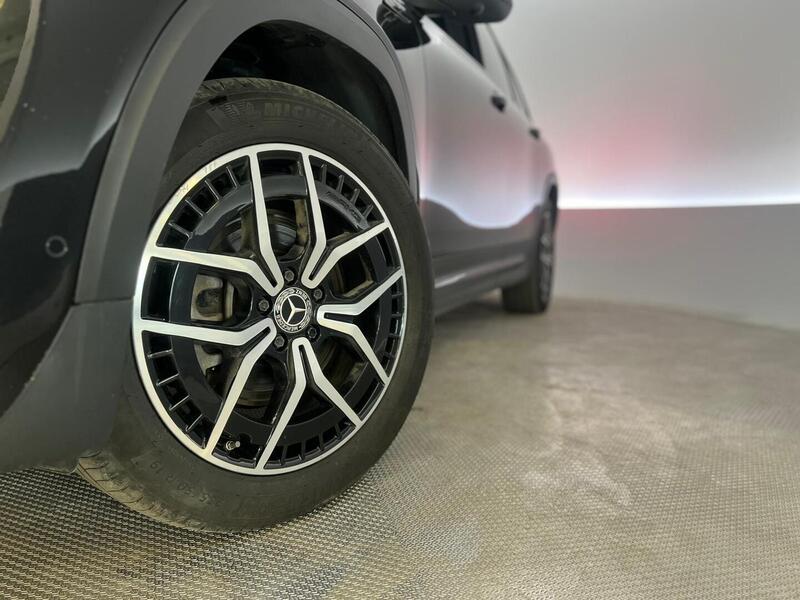 Mercedes-Benz EQB vaihtoauto