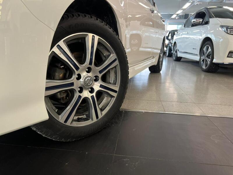 Nissan Leaf vaihtoauto