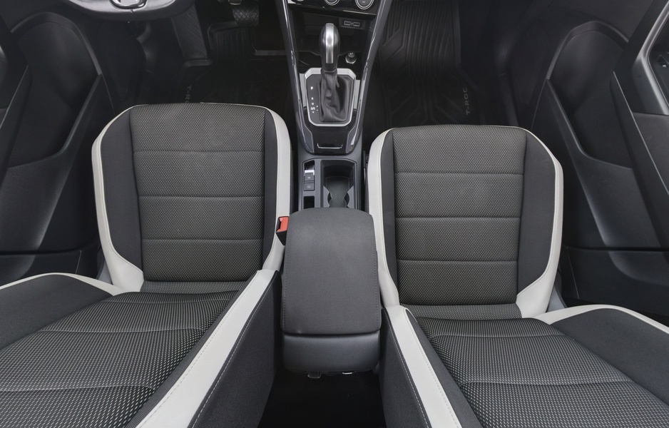 Volkswagen T-Roc vaihtoauto