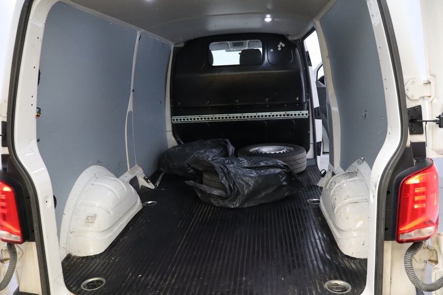 Volkswagen Transporter vaihtoauto