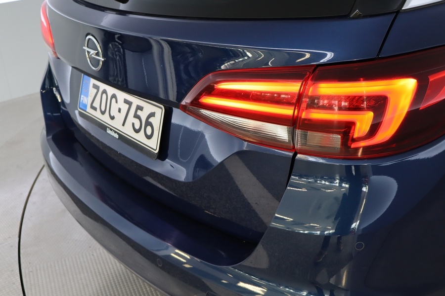 Opel Astra vaihtoauto