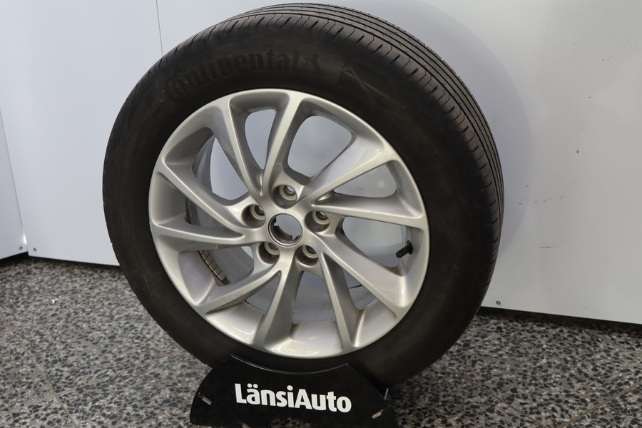 Opel Astra vaihtoauto