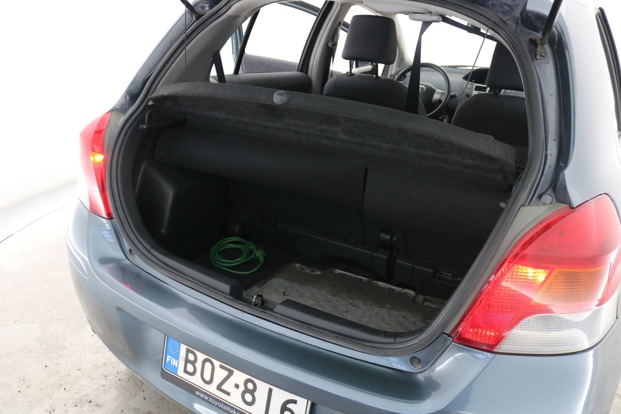 Toyota Yaris vaihtoauto