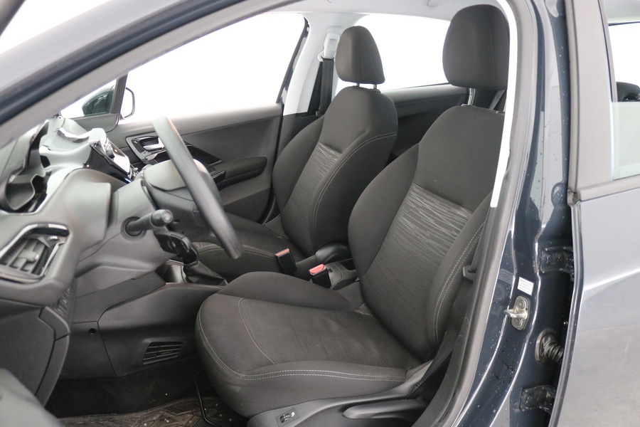 Peugeot 208 vaihtoauto