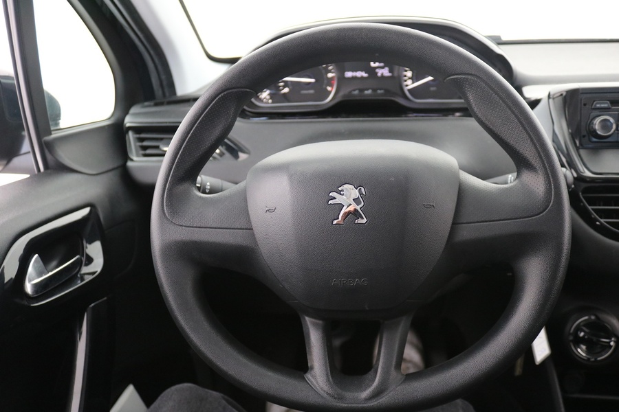 Peugeot 208 vaihtoauto