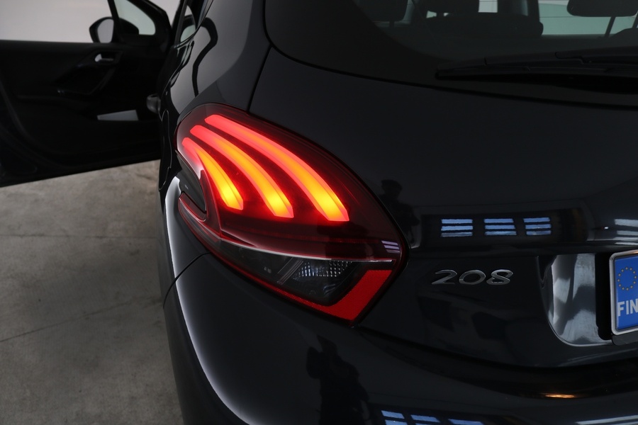 Peugeot 208 vaihtoauto