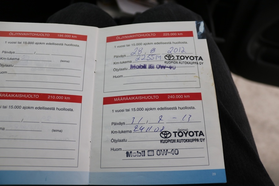 Toyota Avensis vaihtoauto