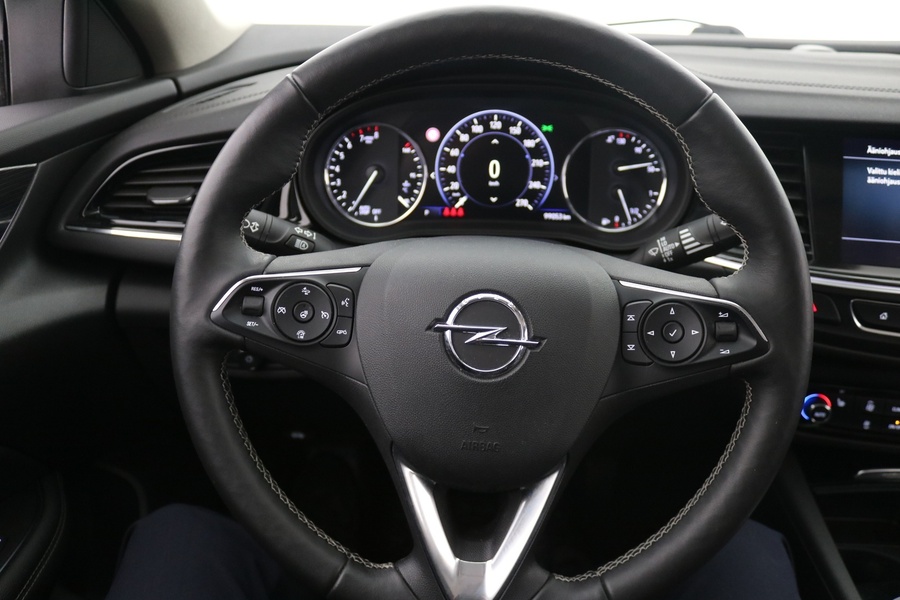 Opel Insignia vaihtoauto