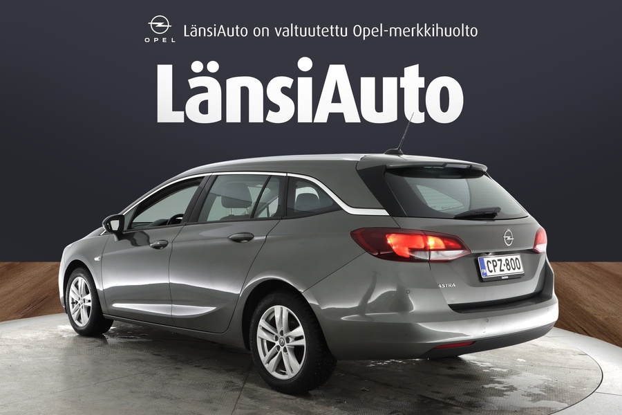 Opel Astra vaihtoauto