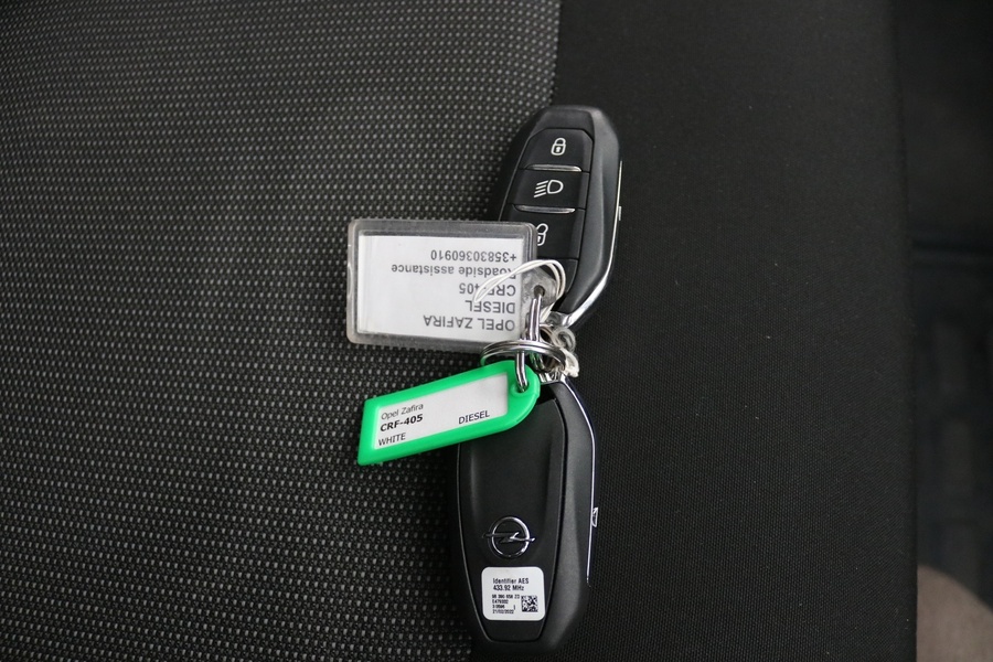 Opel Zafira vaihtoauto