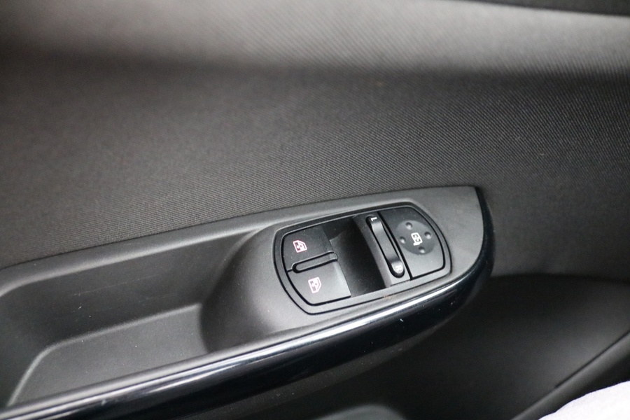 Opel Corsa vaihtoauto