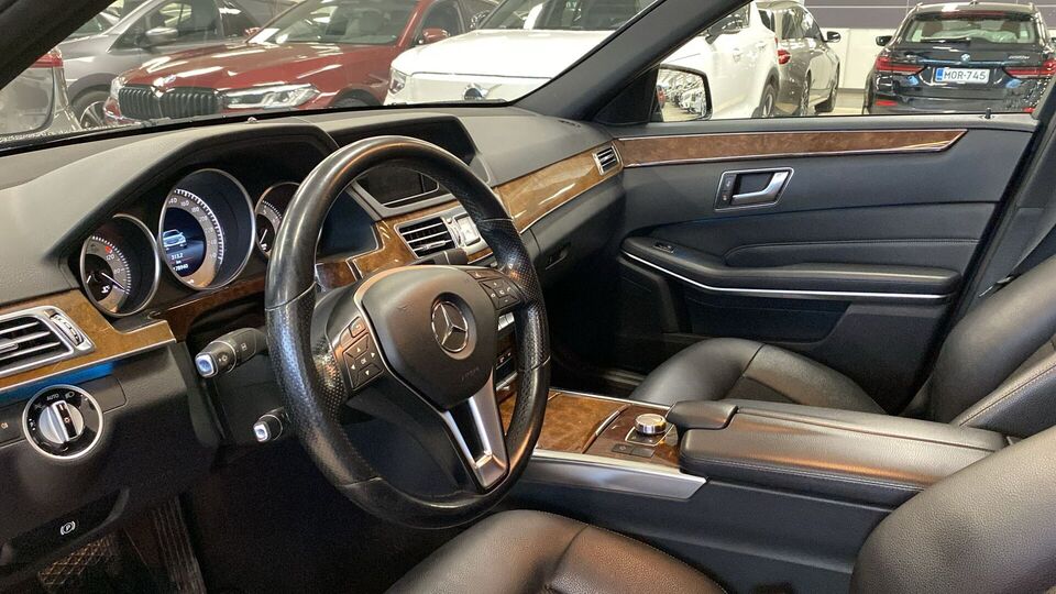 Mercedes-Benz E vaihtoauto