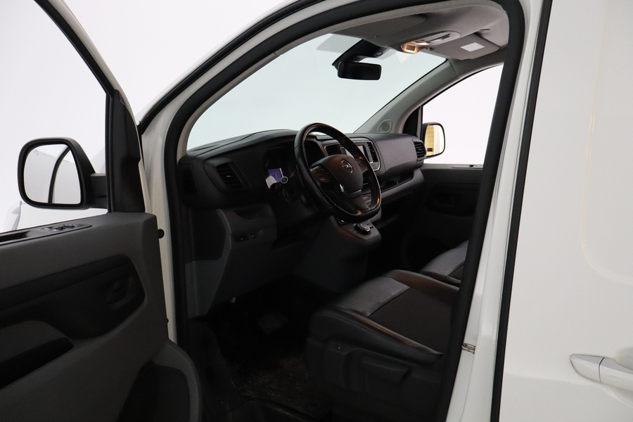 Opel Vivaro vaihtoauto