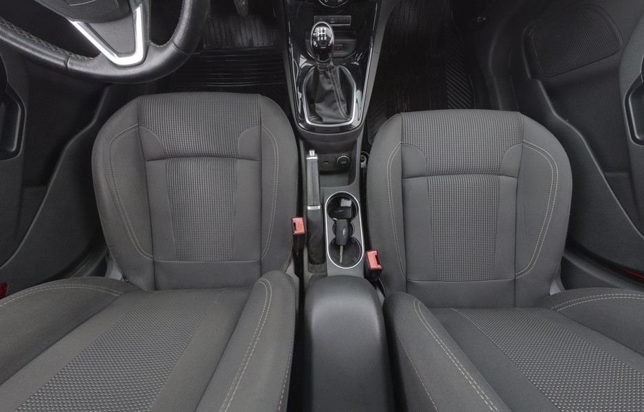 Ford Fiesta vaihtoauto