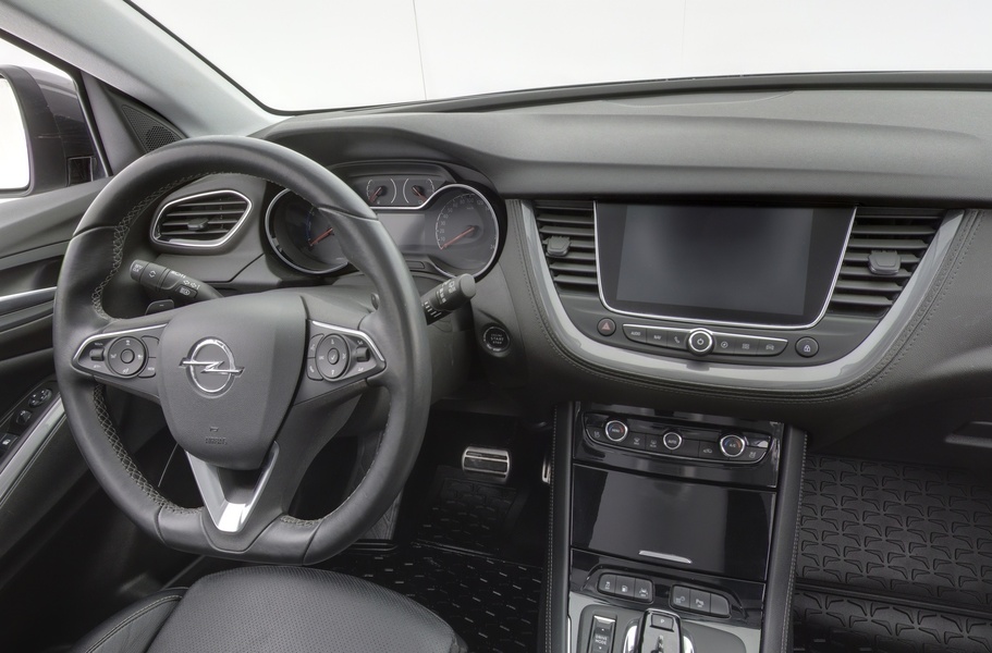 Opel Grandland X vaihtoauto