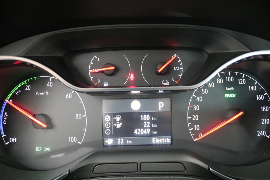 Opel Grandland X vaihtoauto