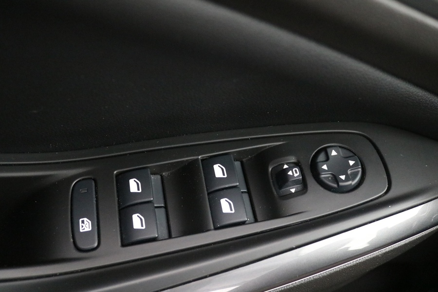 Opel Grandland X vaihtoauto