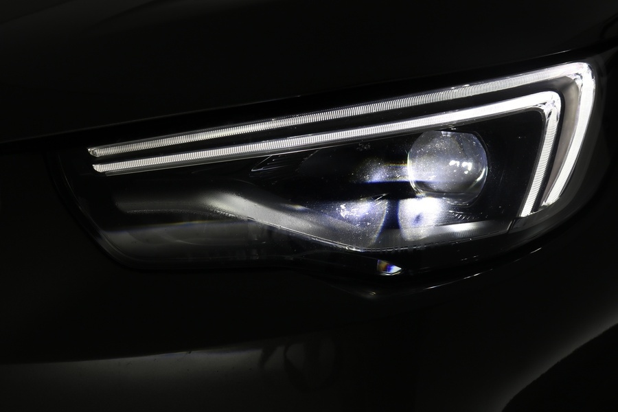 Opel Grandland X vaihtoauto