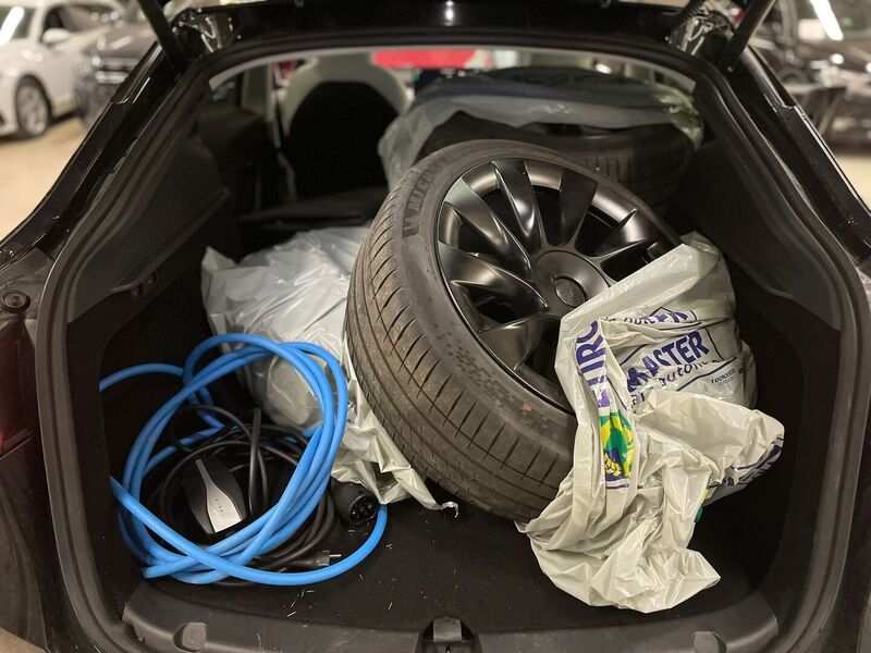 Tesla Model Y vaihtoauto