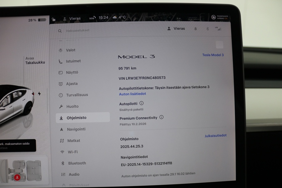 Tesla Model 3 vaihtoauto