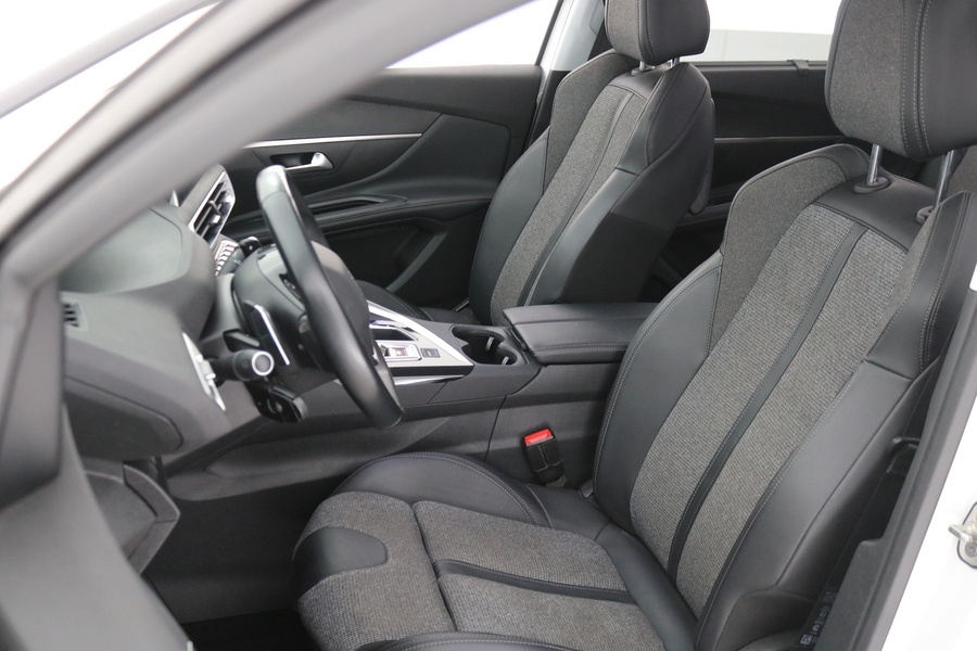 Peugeot 5008 vaihtoauto