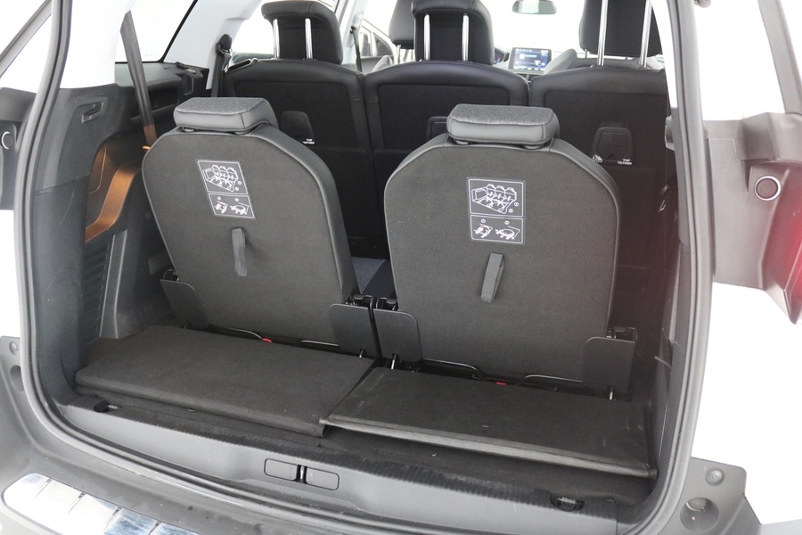 Peugeot 5008 vaihtoauto