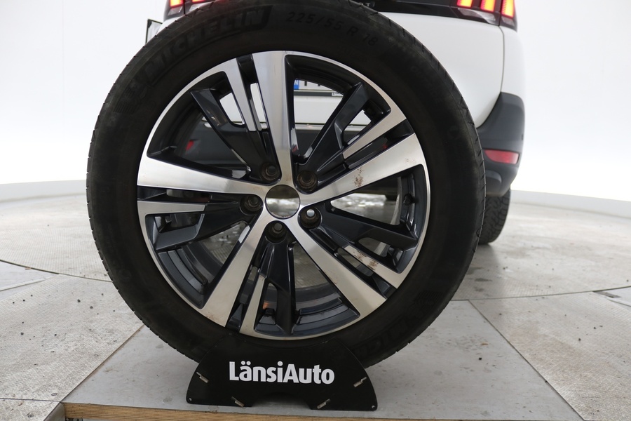 Peugeot 5008 vaihtoauto