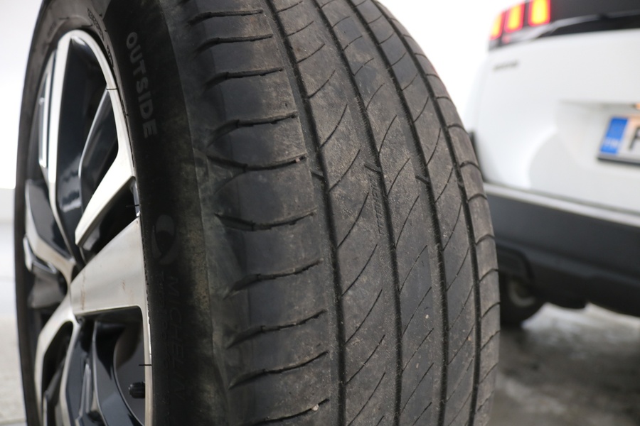 Peugeot 5008 vaihtoauto