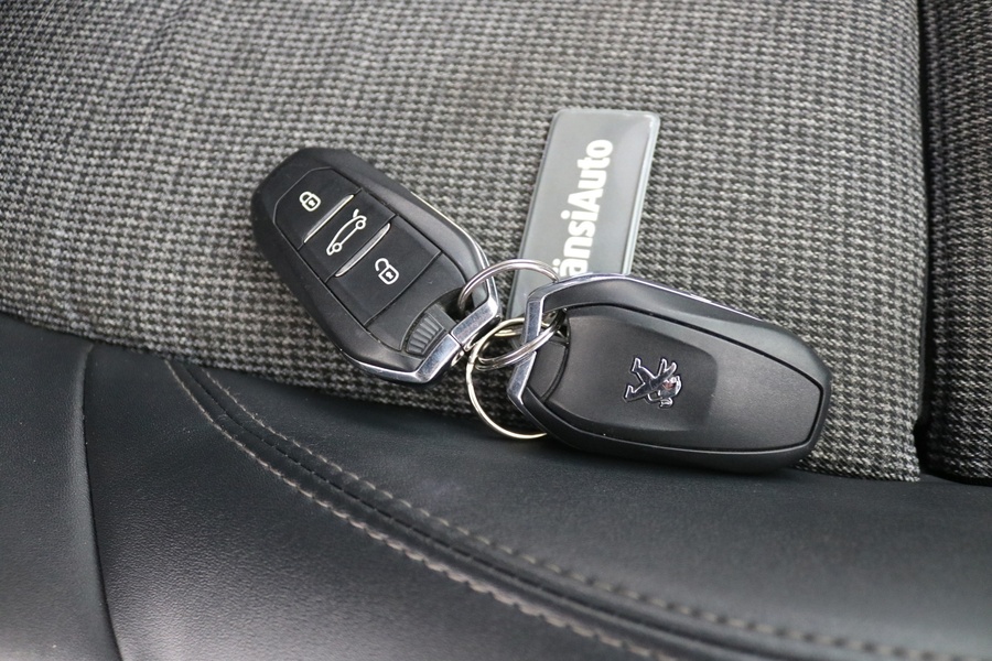 Peugeot 5008 vaihtoauto