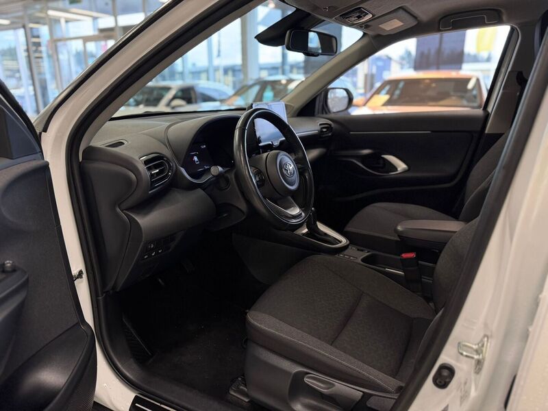 Toyota Yaris Cross vaihtoauto