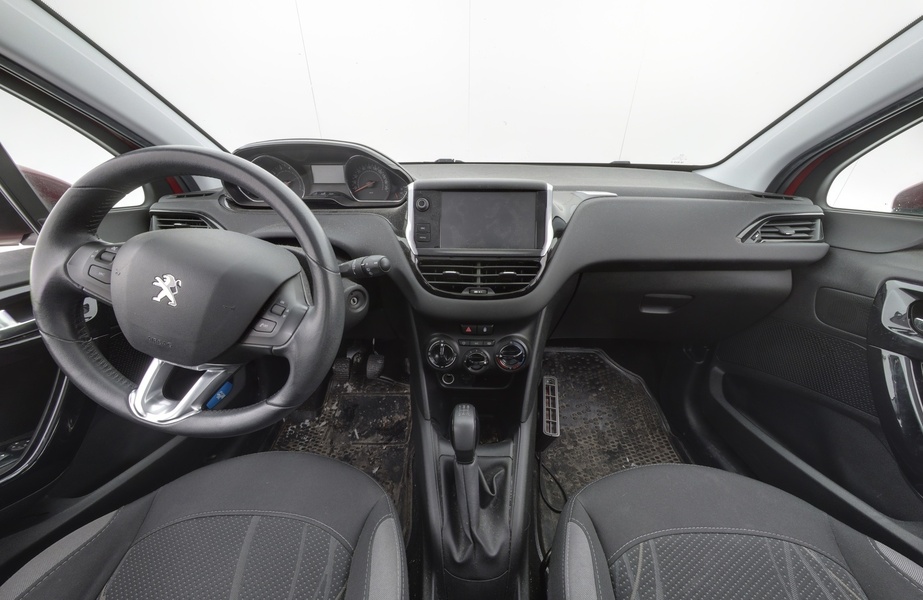 Peugeot 208 vaihtoauto
