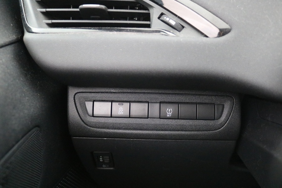 Peugeot 208 vaihtoauto