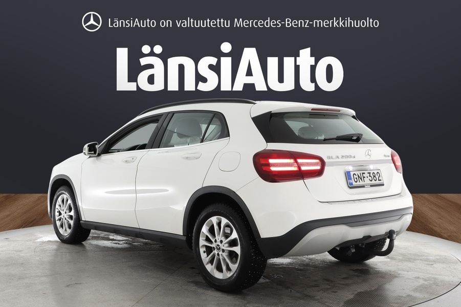 Mercedes-Benz GLA vaihtoauto