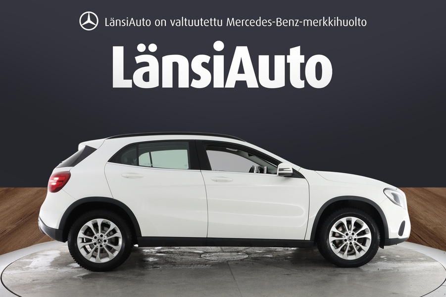Mercedes-Benz GLA vaihtoauto