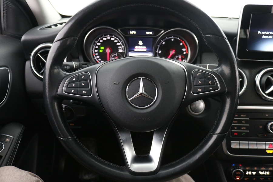 Mercedes-Benz GLA vaihtoauto