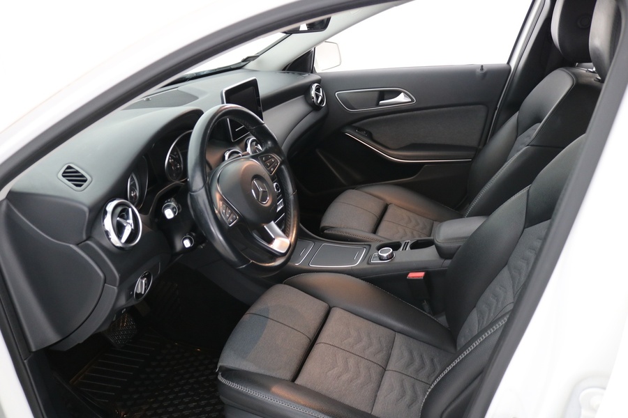 Mercedes-Benz GLA vaihtoauto