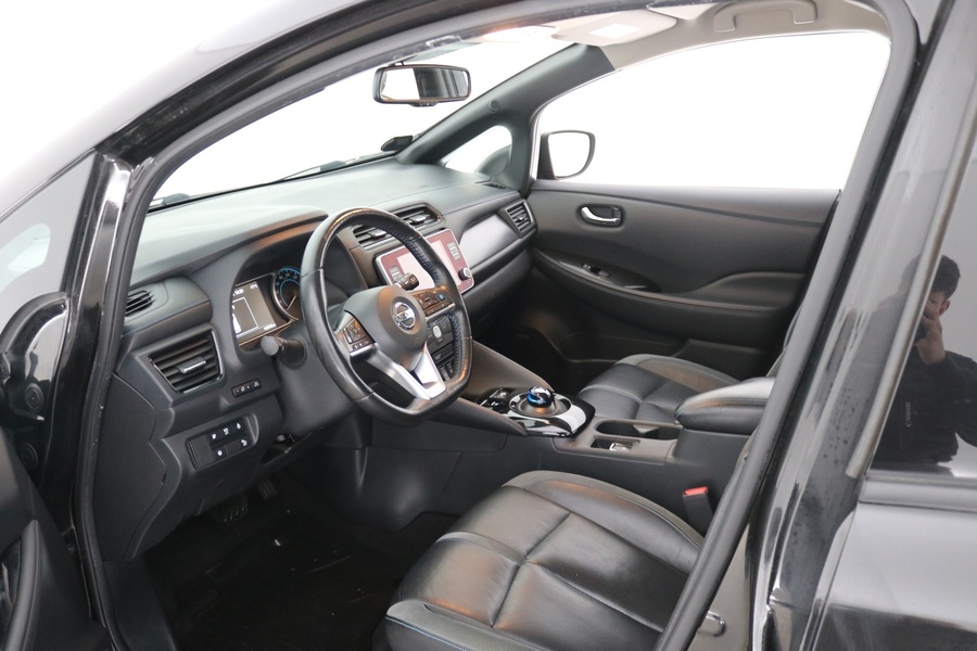 Nissan Leaf vaihtoauto