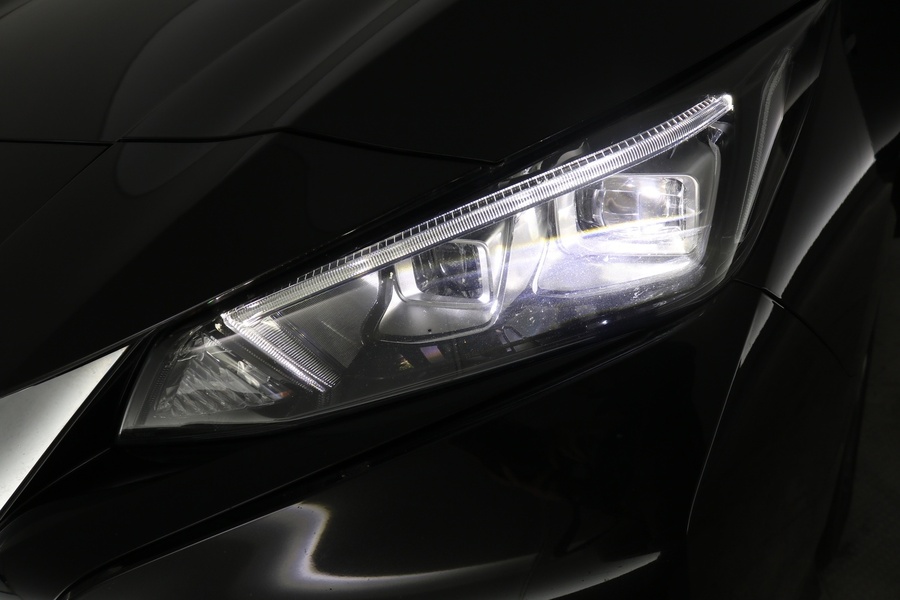 Nissan Leaf vaihtoauto