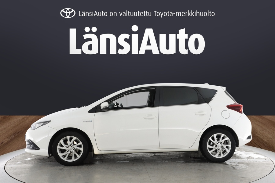 Toyota Auris vaihtoauto