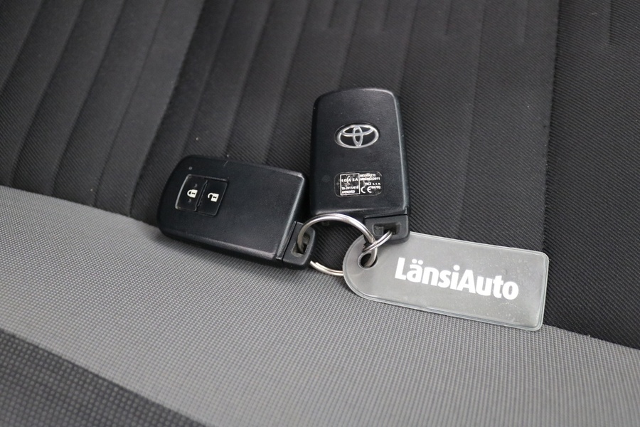 Toyota Auris vaihtoauto