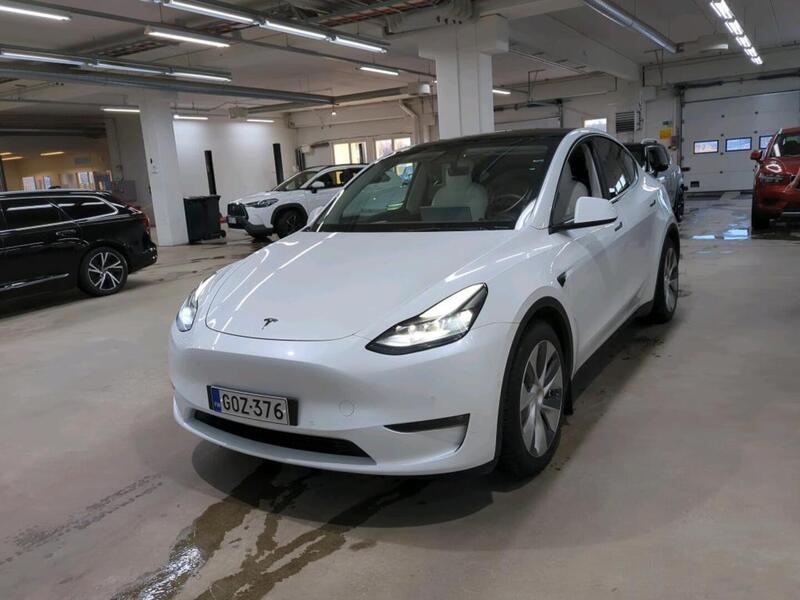 Tesla Model Y vaihtoauto